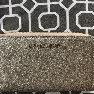 Michale Kors wallet